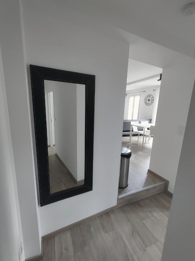 Appartement T3 Plume Hyper Centre D'Ernée Dış mekan fotoğraf